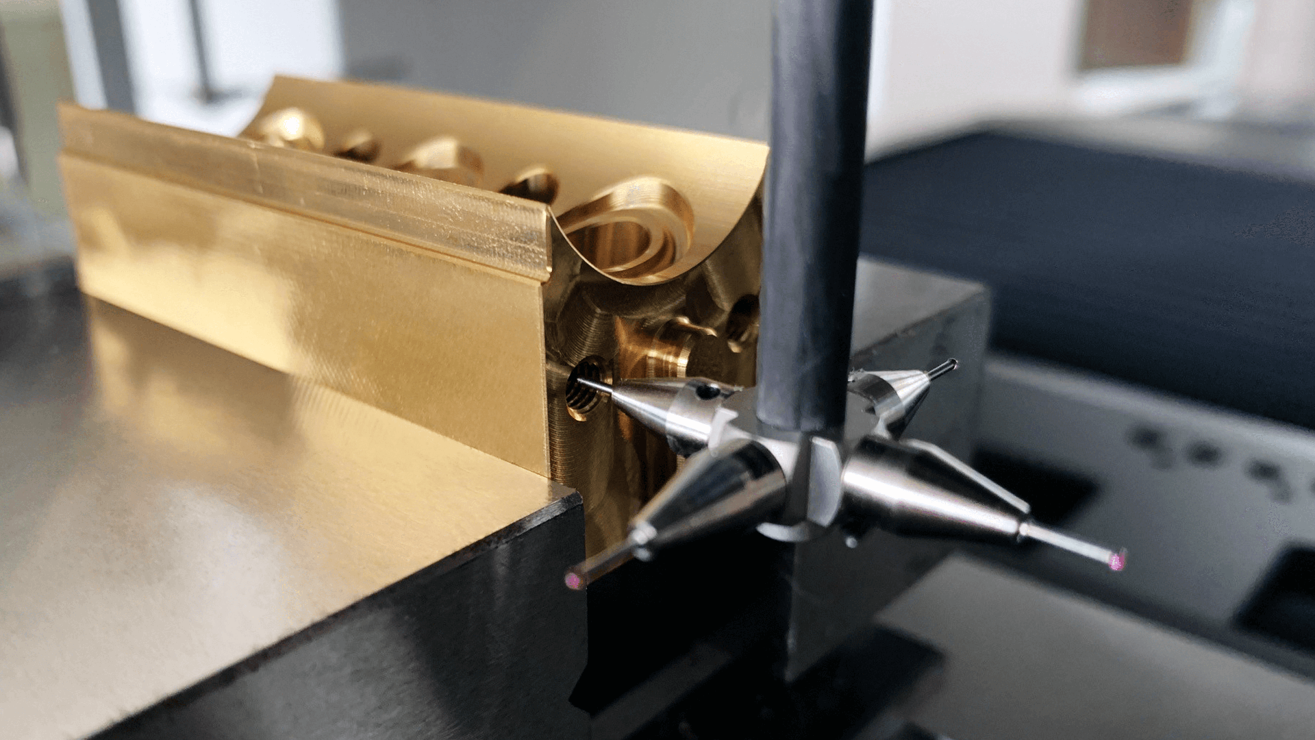 Höchstes Augenmerk auf die Qualitätskontrolle bei Grohe Technology